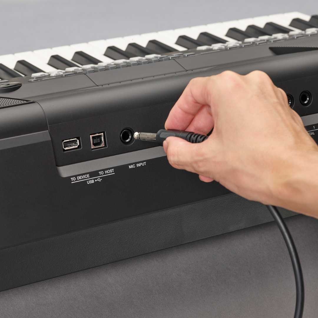 YAMAHA TECLADO PSR-SX600-BRA